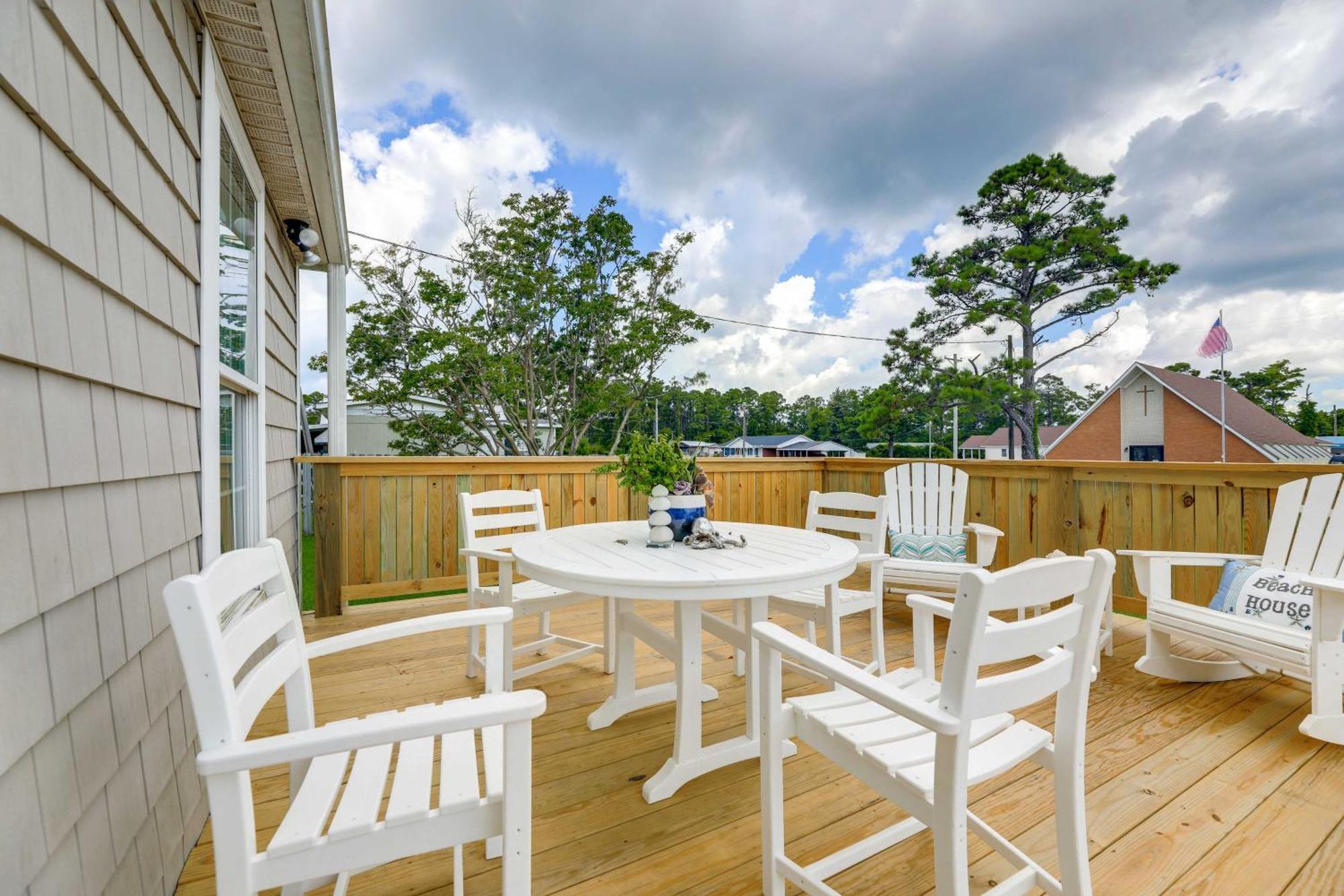 The Willowberry House With Deck And Grill! Harkers Island Exterior photo