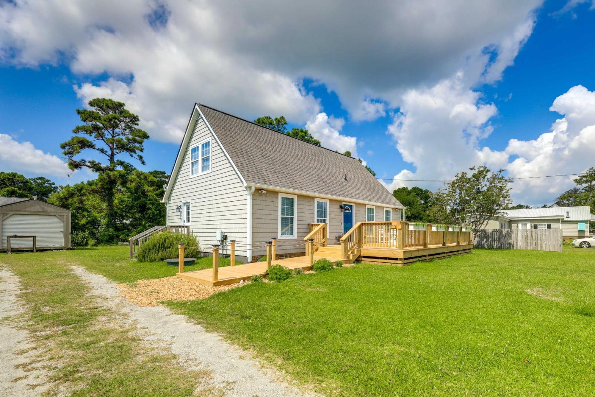 The Willowberry House With Deck And Grill! Harkers Island Exterior photo